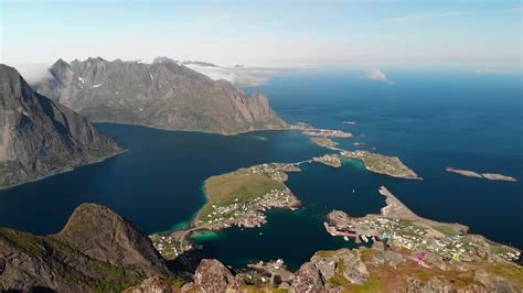 reinebringen  thrilling  extremely popular hike   lofoten islands youtube