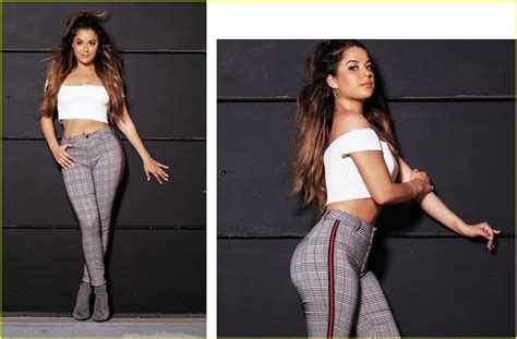 Tessa Brooks Launches New Ymi Jeans Collection Photo 1183367 Photo