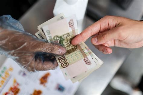 Russias Emergency Rate Hike Fails To Prop Up Rouble After Crash Moneyweb