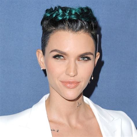 Ruby Rose Responds After Being Kicked Out Of Restaurant E Online Ca