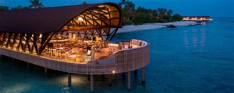 restaurants  maldives bar  westin maldives miriandhoo resort