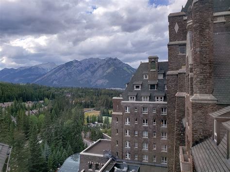 fairmont banff springs hotel luxury   canadian rockies