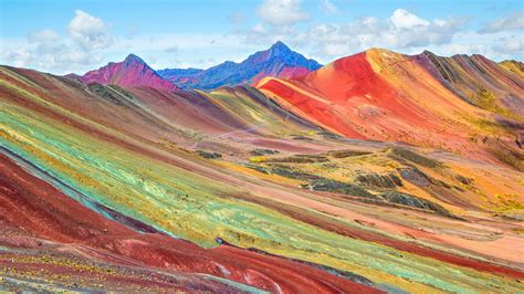 vinicunca rainbow mountain  called montana de siete colores andes