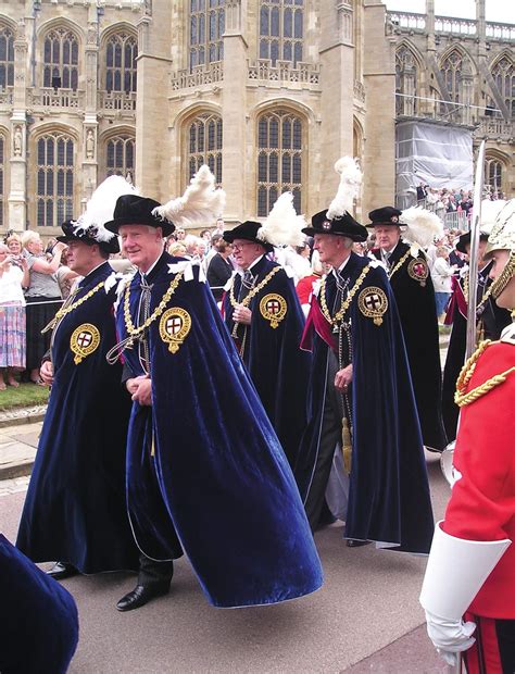 noble order   garter history symbolism members