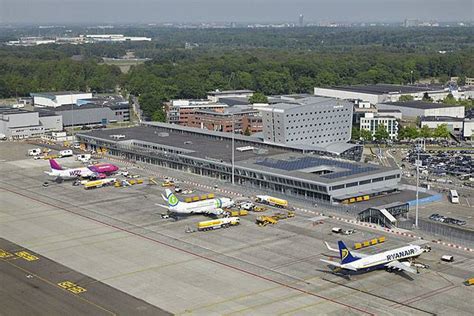 update vliegverkeer eindhoven airport weer op gang travmagazine