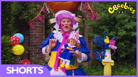 cbeebies  special birthday party guests youtube