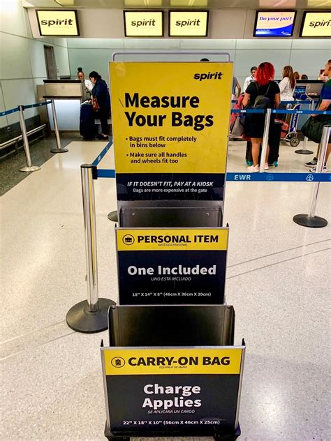 small   spirit airlines  personal item