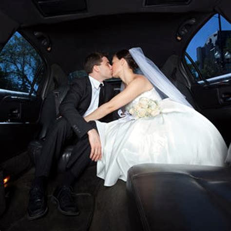 wedding getaway car wedding limo service