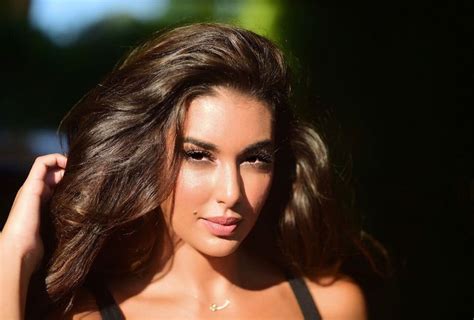 Egyptian Actress Yasmine Sabri Opens Up About Her Relationship Gets