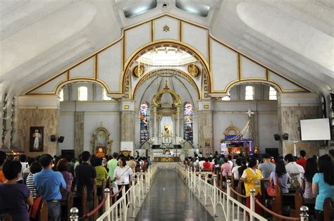 quiapo church manila pictures philippines  global