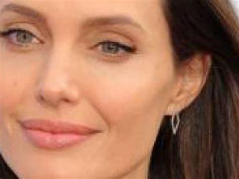 Anche Angelina Jolie E Gwyneth Paltrow Vittime Di Weinstein Ilgiornale It