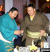 モンゴル 魁皇 尊敬 に対する画像結果.サイズ: 177 x 185。ソース: www.jiji.com