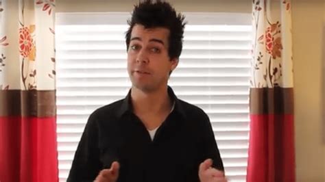Christian Comedian John Crist Accused Of Sexual Misconduct Apologises