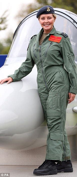 Carol Vorderman Picks Up Aviation Award During Raf Visit Daily Mail