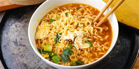 Take It To Work 3 Easy Instant Noodle Soups To Go Huffpost