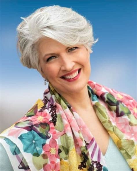 Hairstyles For Women Over 60 Suitable For All Face Types In 2021 2022