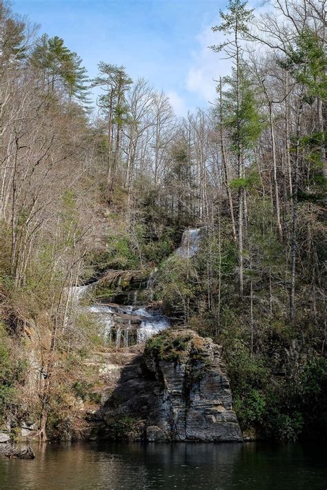Discover The Lake Jocassee Waterfalls [map Included] Visit South