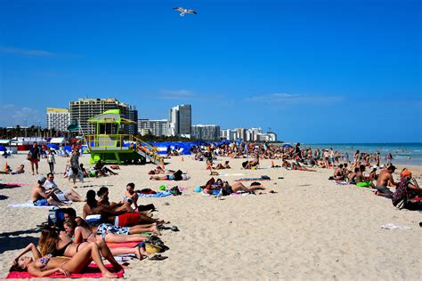 crowds sunning  south beach  miami beach florida encircle