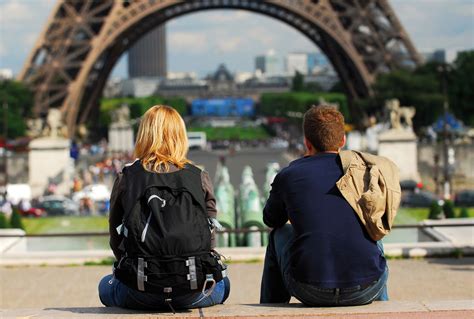 auslandsjahr frankreich verbringe ein jahr  frankreich travelworks