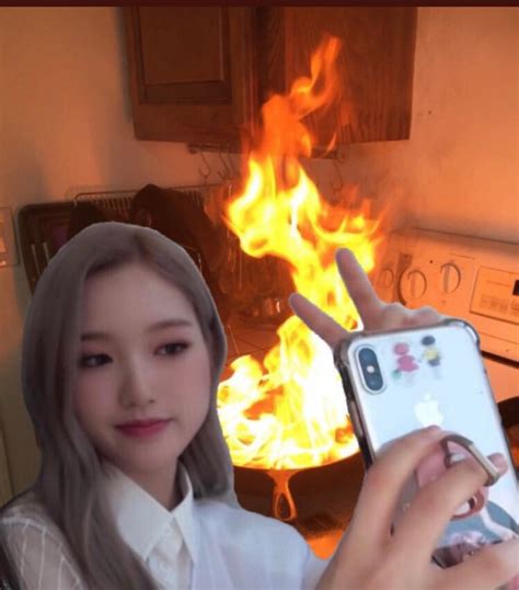 Pin By 🔭 On Loona Kpop Memes Meme Faces