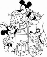 Coloring Mickey Christmas Mouse Pages Friends Printable Disney Drawing Colouring Minnie Cartoon Kids Characters Clipart His Cartoons Print Holiday Cliparts sketch template