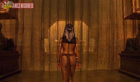 Naked Patricia Velasquez In The Mummy