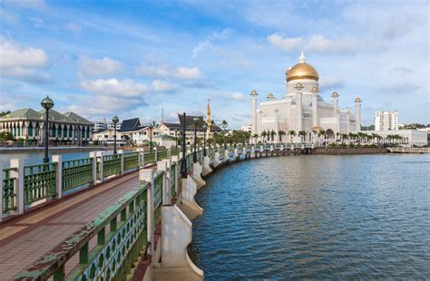 visit bandar seri begawan   bandar seri begawan brunei muara travel  expedia tourism