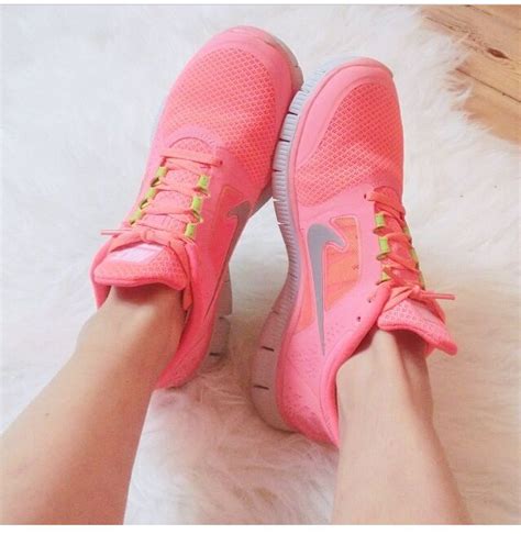 sneakers nike nike  sneakers