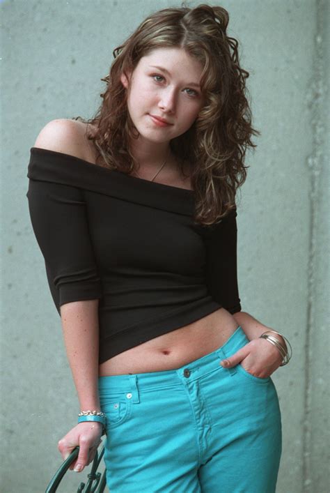 49 hot pictures of jewel staite are truly work of art
