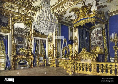 geography travel germany herrenchiemsee castle royal bedroom