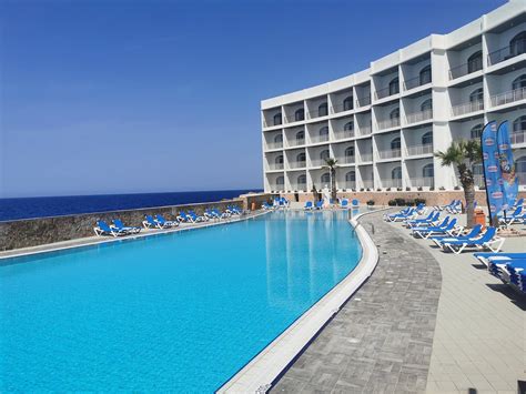 paradise bay resort     updated  hotel reviews
