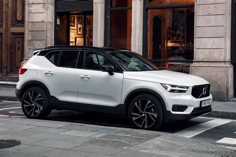 volvos suv subscription plan starts    month insurance included  verge