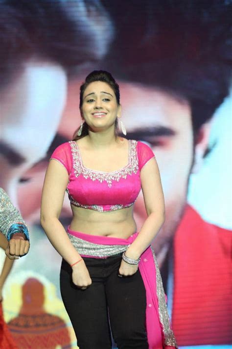 aksha pardasany hot dancing stills with navel show