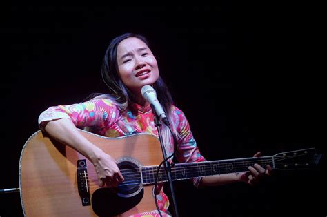 vietnamese singer   battle state censorship