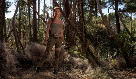 first official photos of tomb raider reboot starring