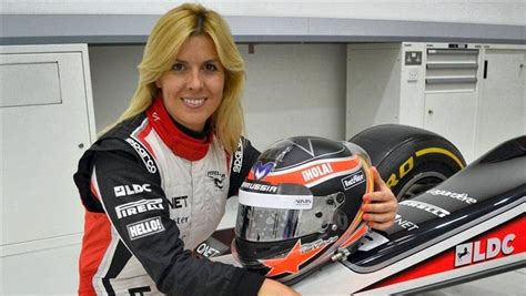 Formule 1 Une Femme De Retour Parmi Les Pilotes