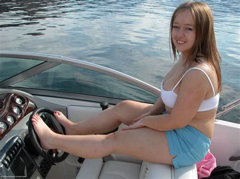 busty blonde amateur kirsten teasing on a boat pichunter