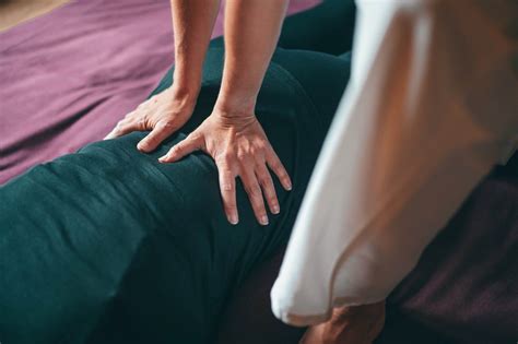 What Is Lymphatic Drainage Massage The Pain And Wellness Centre