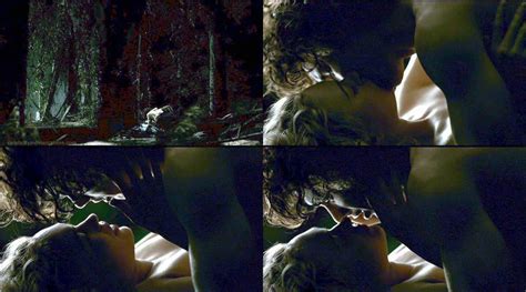 sophia myles desnuda en tristan isolde