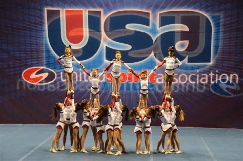 cheer competition stunt socal select