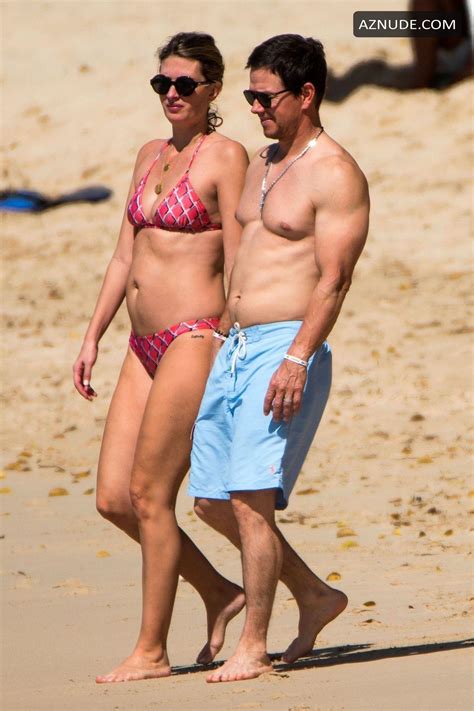 Rhea Durham Hits The Beach With Mark Wahlberg While Out In Barbados