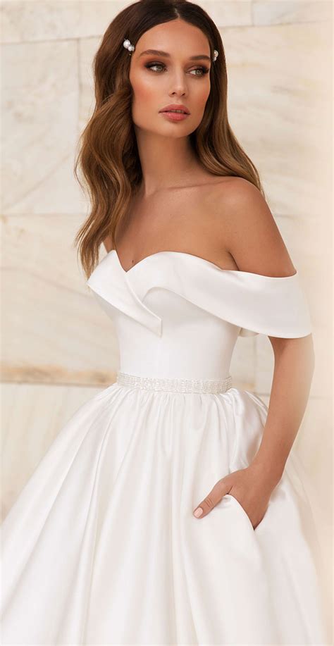 Elegant Off The Shoulder Wedding Dress Inspiration