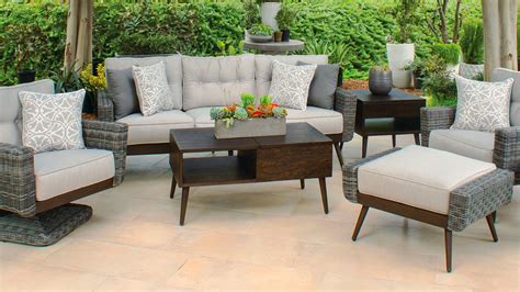 seating outdoor living