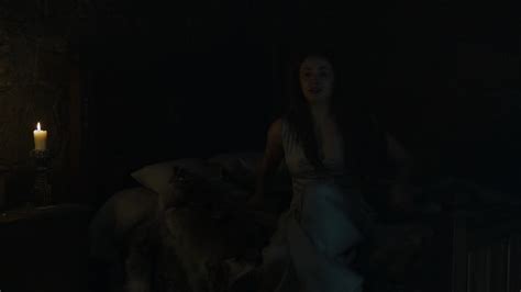 Sophie Turner Nue Dans Game Of Thrones