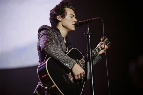sexy harry styles pictures popsugar celebrity photo 36