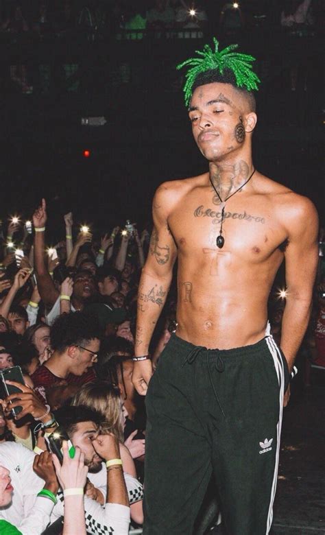 would y all fuck with x s hair if it was green —— edited by me xxxtentacion