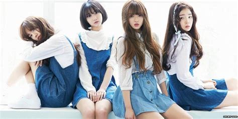 La Airport Detains South Korean Girl Group On Suspicion Of Being Se