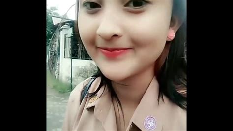 bigo live indonesia cewek cantik mau berangkat ke sekolah