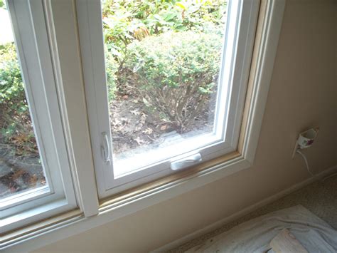 casement window vinyl crank  windows cleveland columbus ohio innovate building solutions