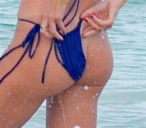 caroline vreeland nude ass in waves 36 pics the fappening